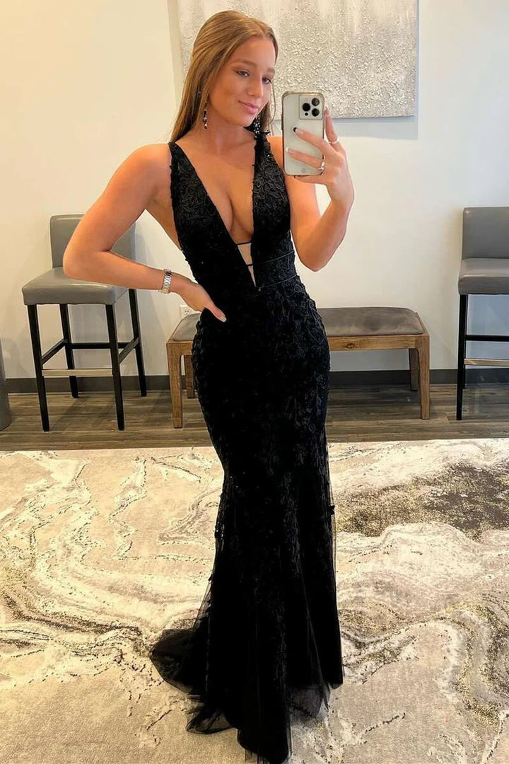 Lumidress Hot Pink Deep V-Neck Floral Embroidered Mermaid Gown
