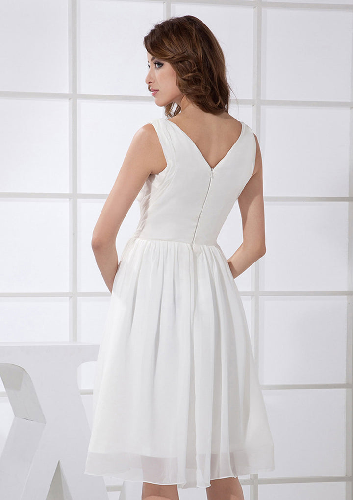 Lumidress Elegant A-Line V-Neck White Chiffon Knee-Length Homecoming Dress