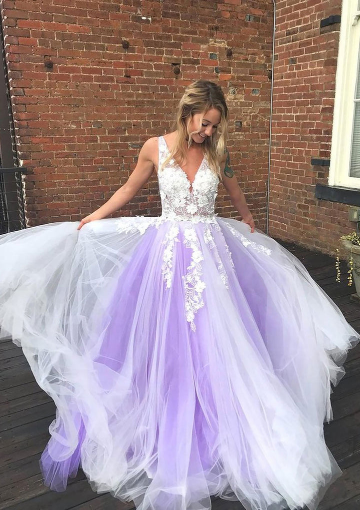 Lumidress Lilac Sleeveless V-Neck White Lace Appliqués Long Prom Gown