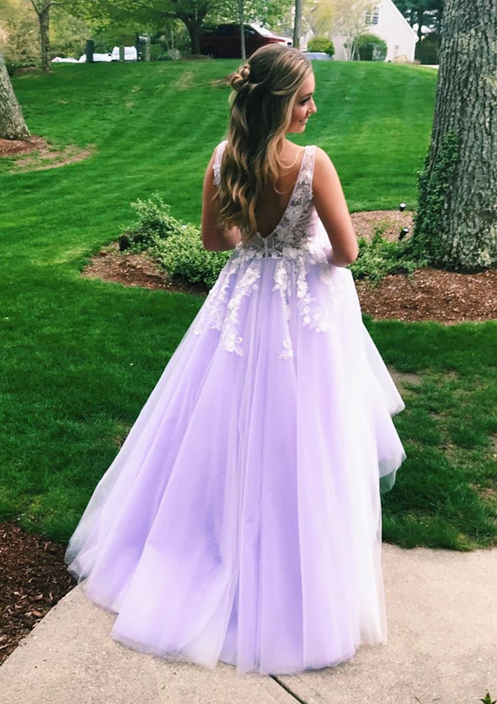 Lumidress Princess V-Neck Tulle Prom Dress with Appliqué &amp; Sweep Train