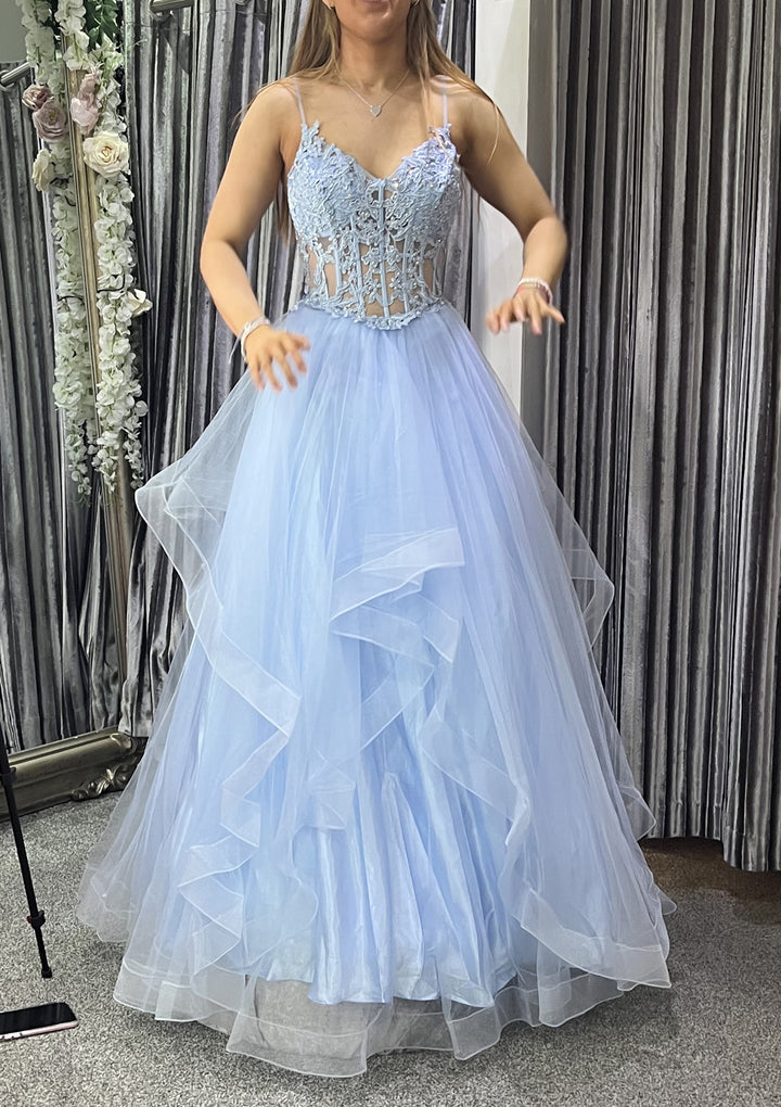 Lumidress Romantic A-Line V-Neck Tulle Prom Dress with Appliquéd Lace