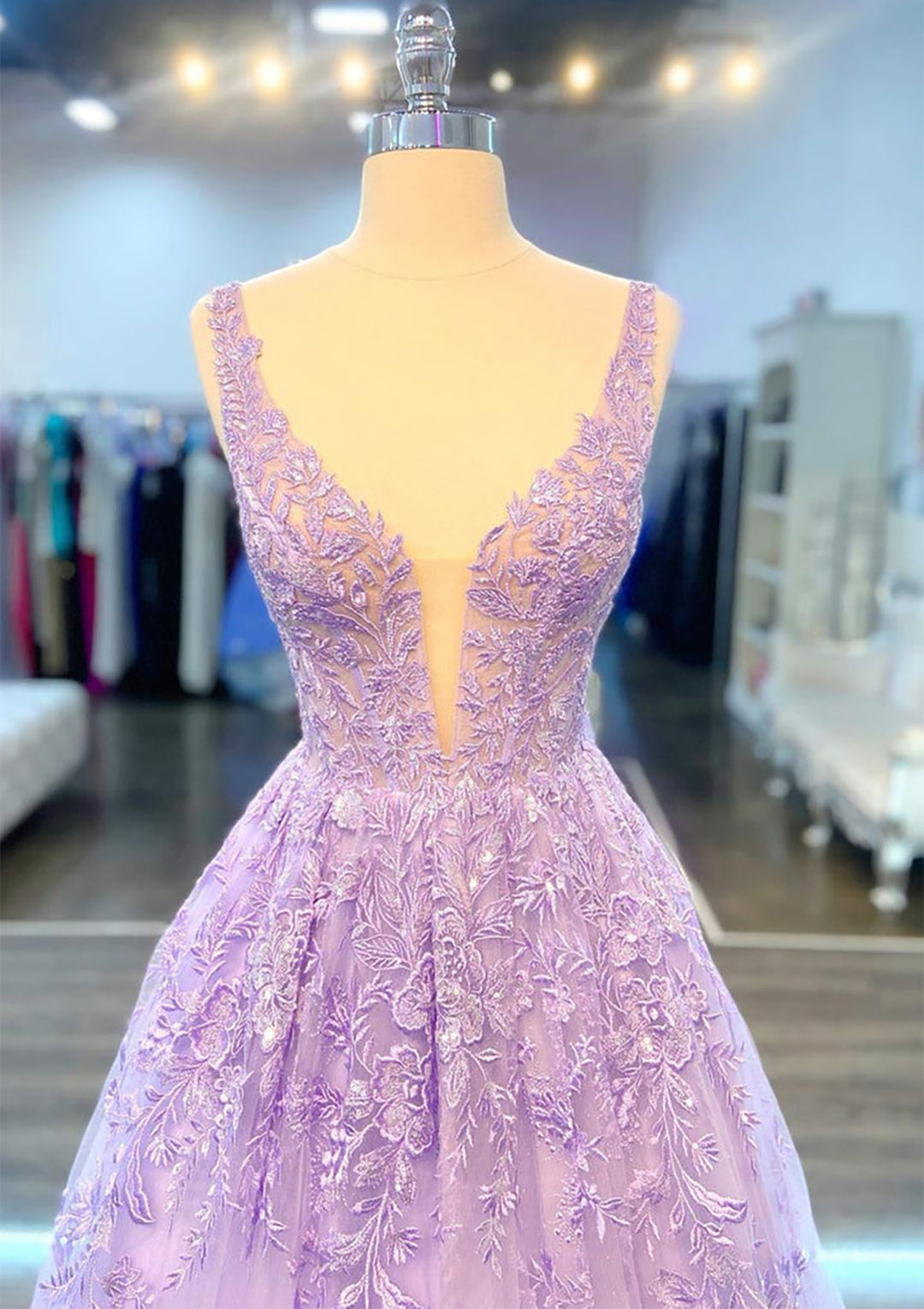 Lumidress Sleeveless V-Neck A-Line Lace Prom Dress with Beading