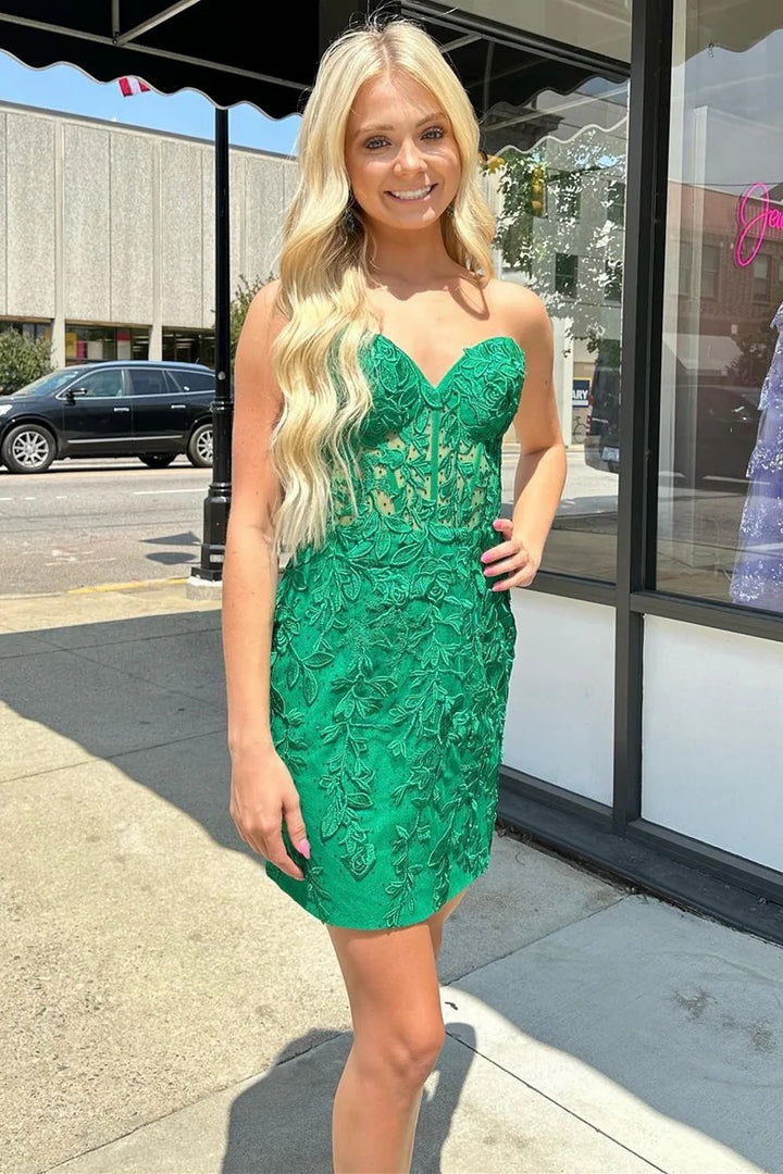 Lumidress Strapless Lace-Up Short Homecoming Dress with Elegant Lace Appliques