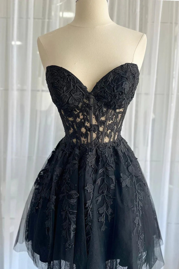 Lumidress Romantic Sweetheart A-Line Homecoming Dress with Lace Appliques