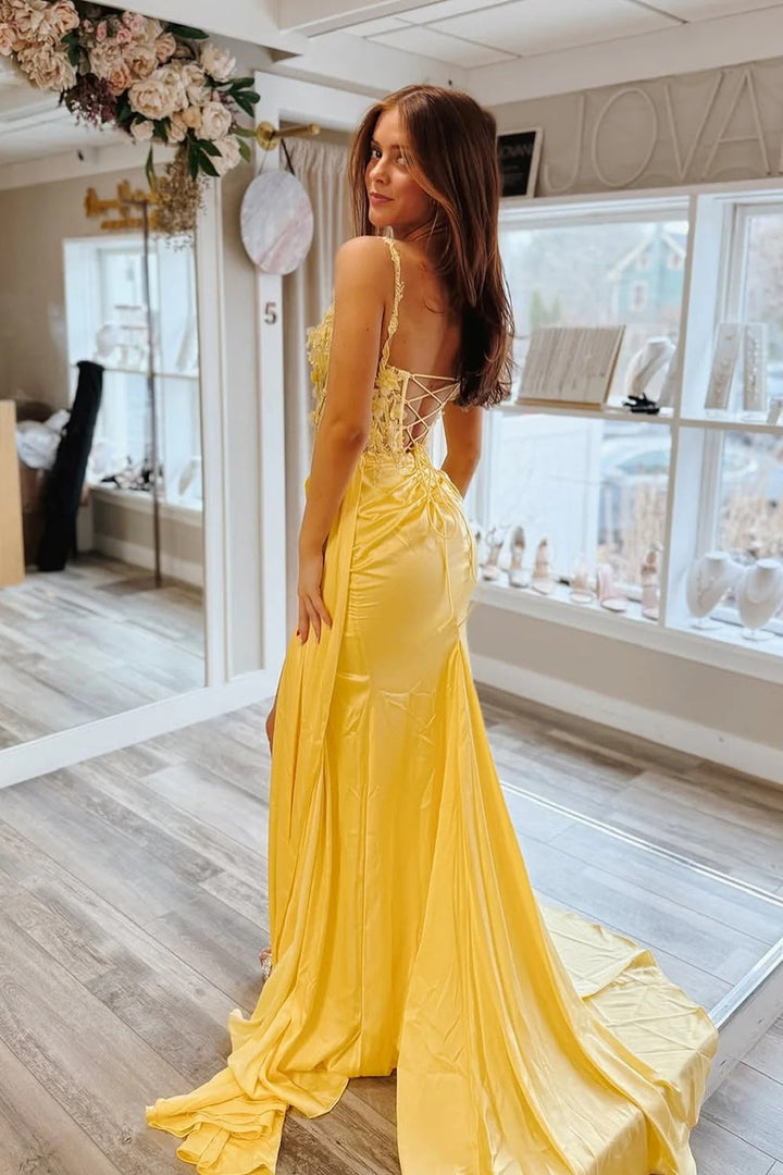 Lumidress Yellow Satin Mermaid Prom Dress with Sweetheart Neckline and Lace Appliqués