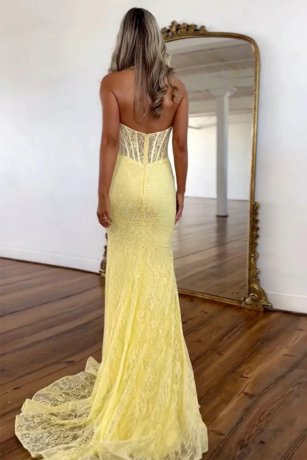 Lumidress Sunlit Romance Yellow Lace Halter Mermaid Prom Evening Gown