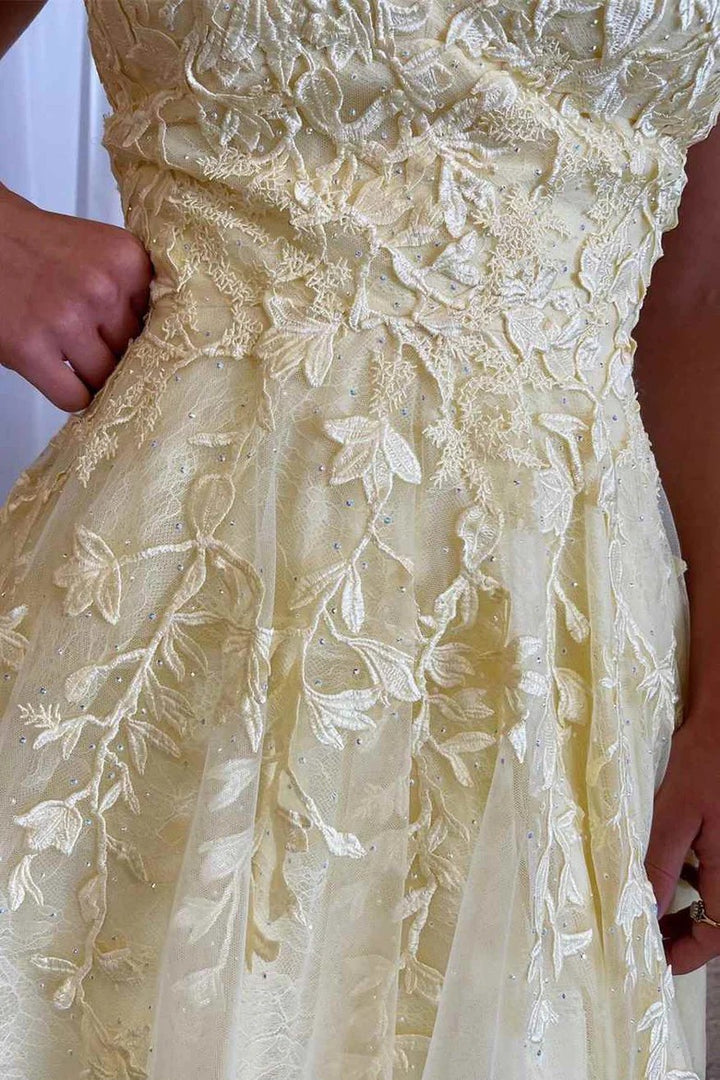 Lumidress Charming Yellow A-Line Short Homecoming Dress with Appliques