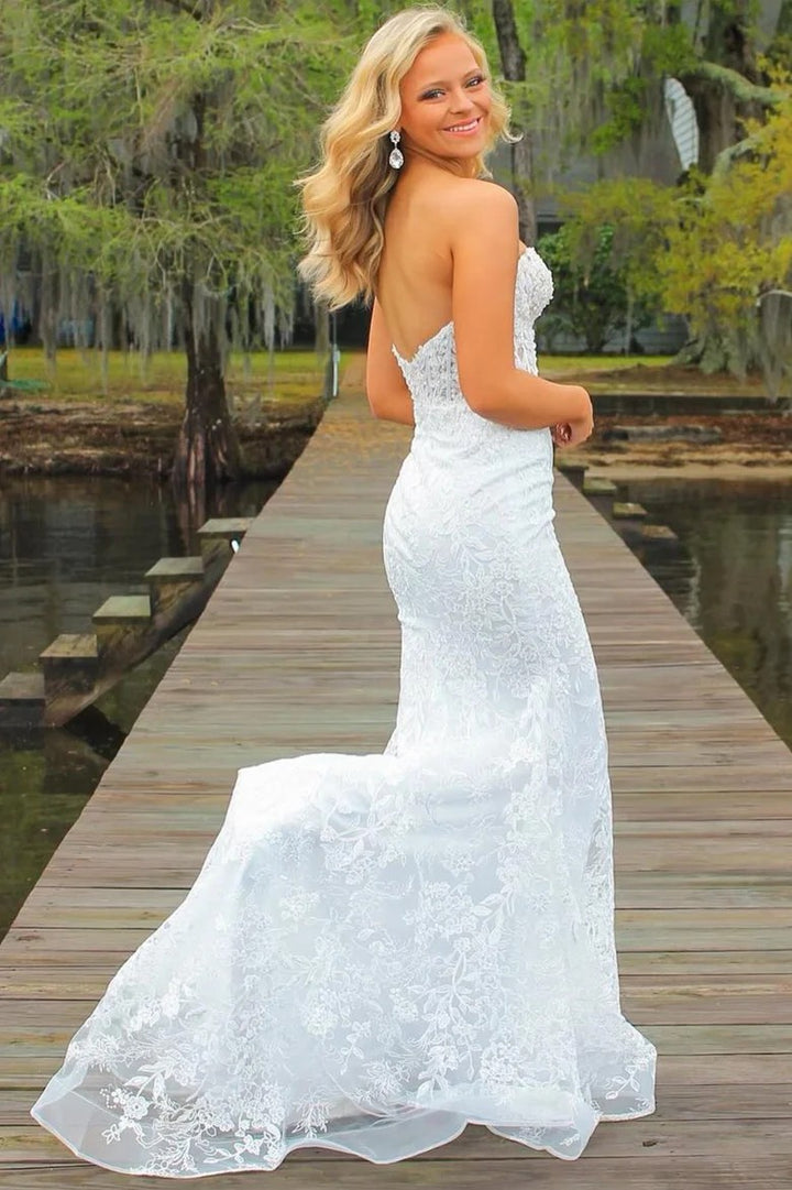Lumidress Elegant Lace Appliqué Sweetheart Keyhole Trumpet Prom Gown