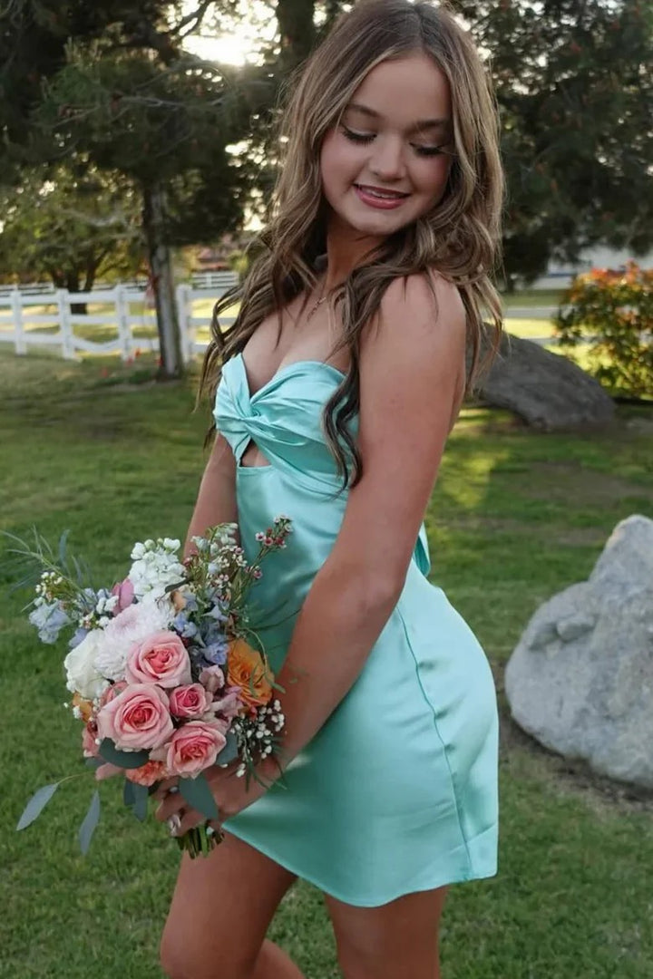 Lumidress Chic Strapless Satin Keyhole Backless Short Homecoming Dress