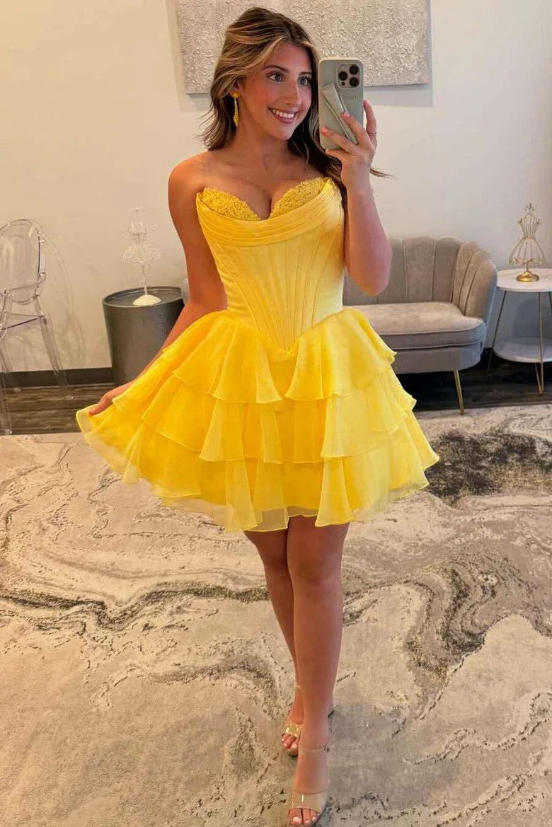 Lumidress Elegant A-Line Strapless Short Homecoming Cocktail Dress with Ruffles