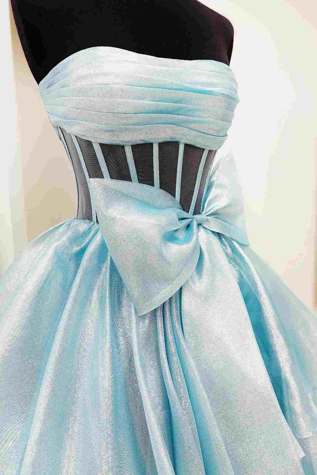 Lumidress Glamorous Strapless Tiered Ball Gown Pageant Dress with Bow