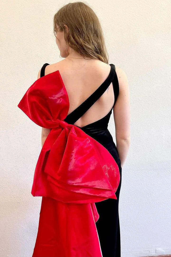Lumidress Black V-Neck Sleeveless Evening Gown with Red Statement Bow and High Slit