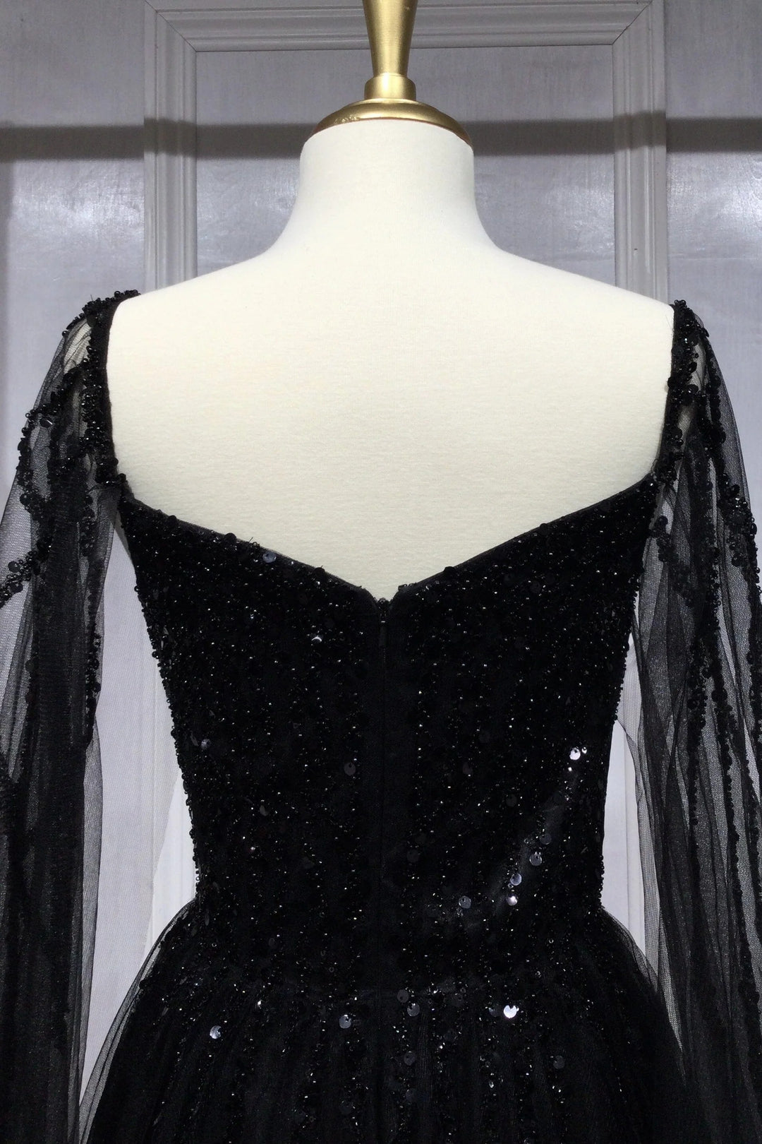 Lumidress Sweetheart Neck Cape Sleeve Beaded Sequins Long Tulle Gown