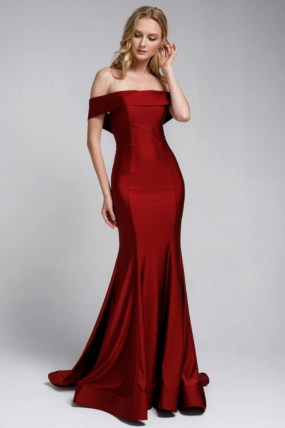 Lumidress Classic White Off-Shoulder Mermaid Gown