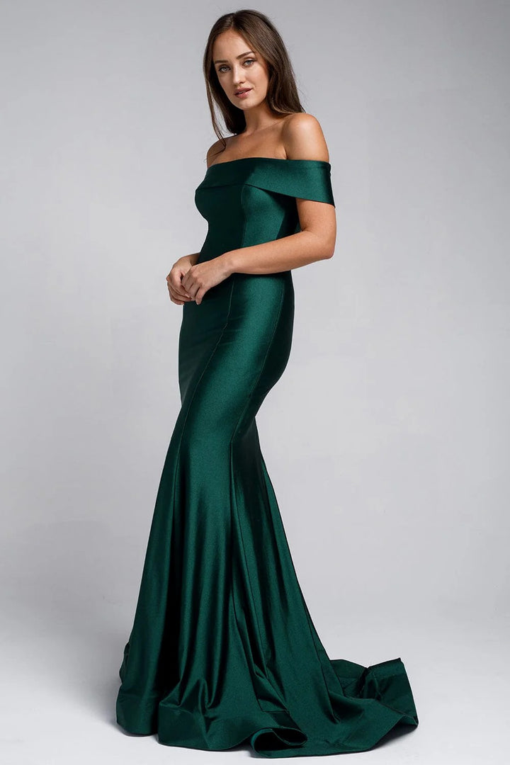 Lumidress Classic White Off-Shoulder Mermaid Gown
