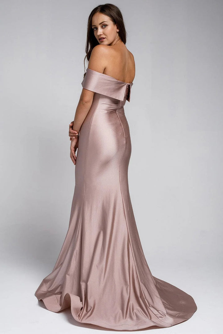 Lumidress Classic White Off-Shoulder Mermaid Gown