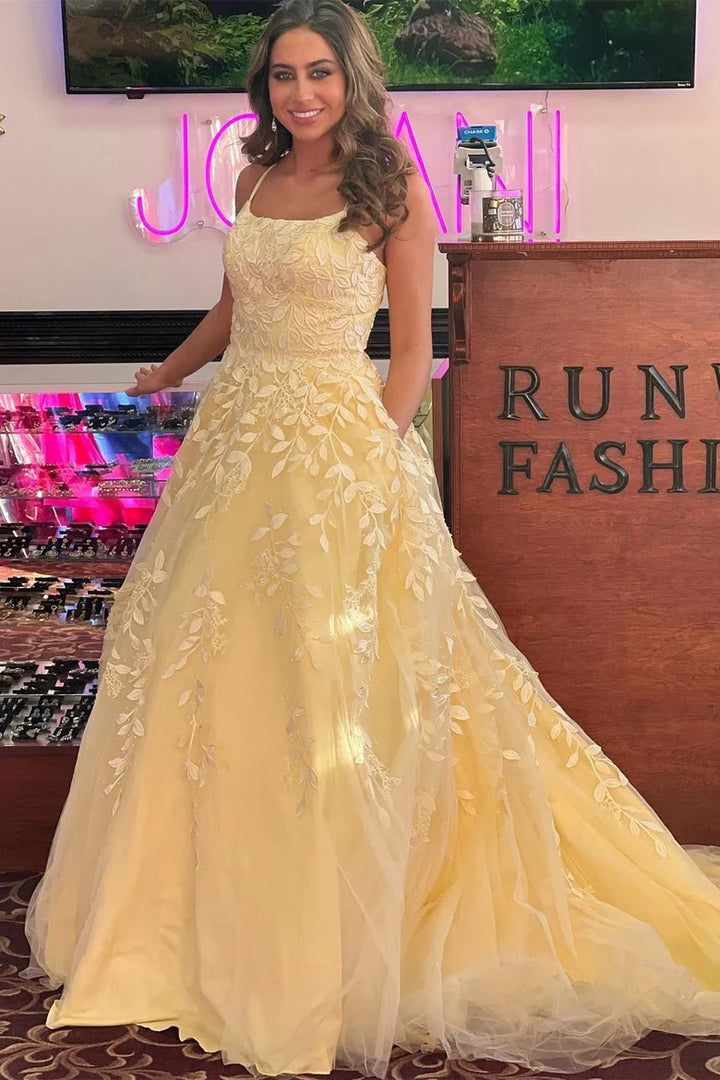 Lumidress Romantic Nude Pink Ball Gown Prom Dress with Appliqué Details