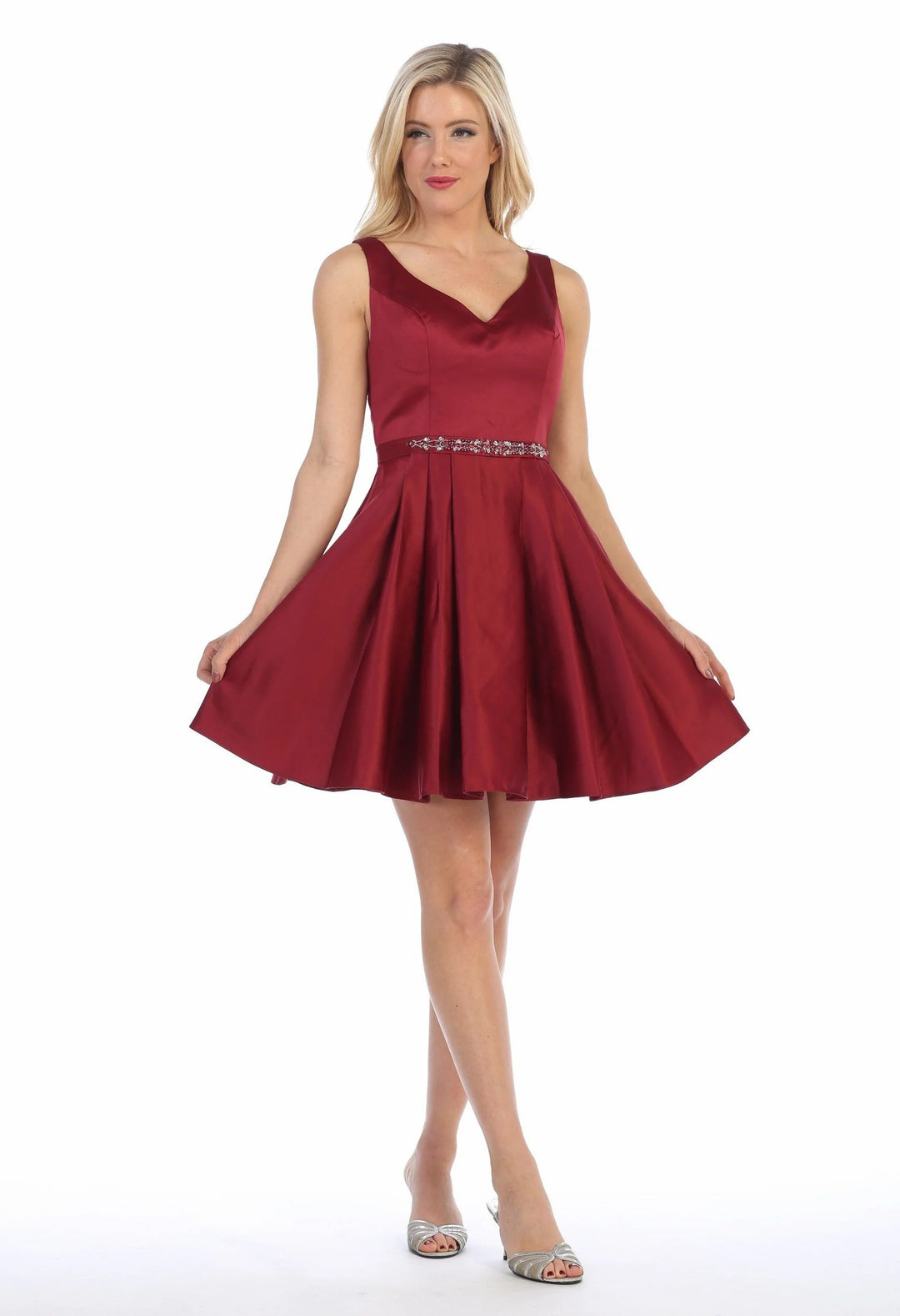 Lumidress Burgundy Elegant V-Neck Pleated Cocktail Dress