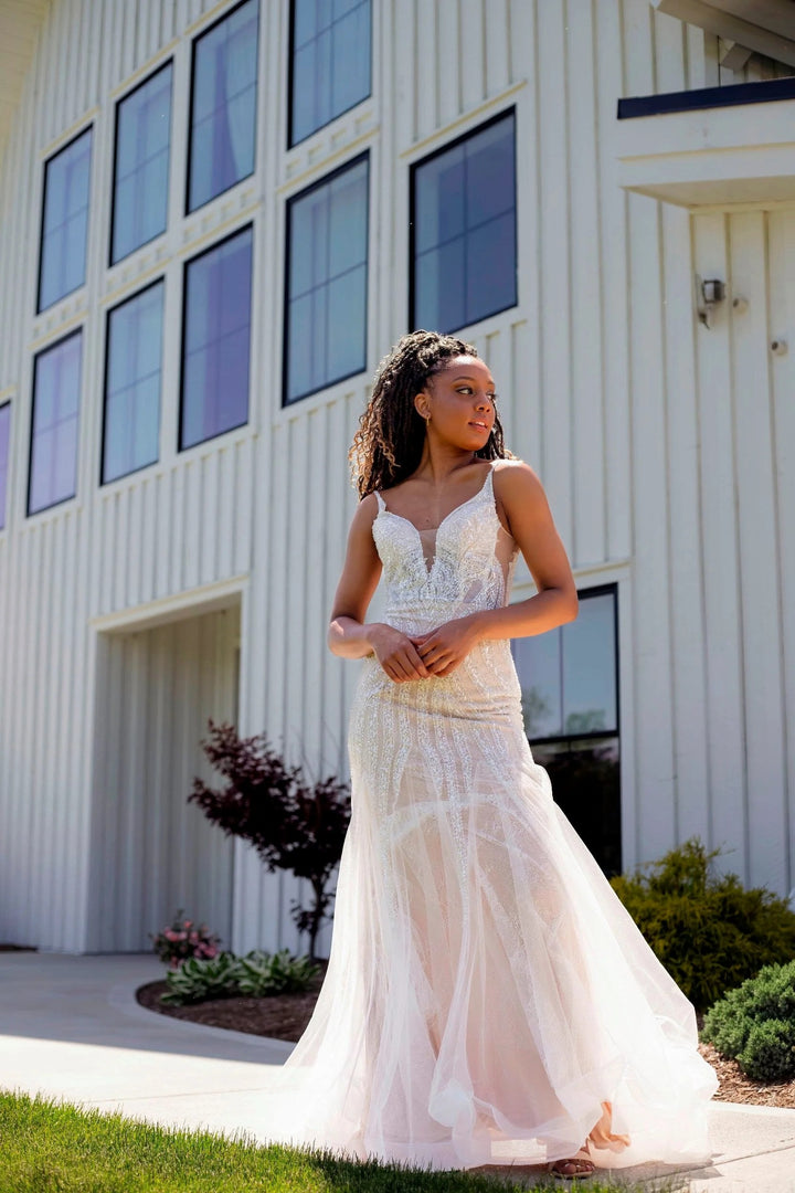 Lumidress Off Shoulder V-Neck Tulle Trumpet/Mermaid Wedding Dress
